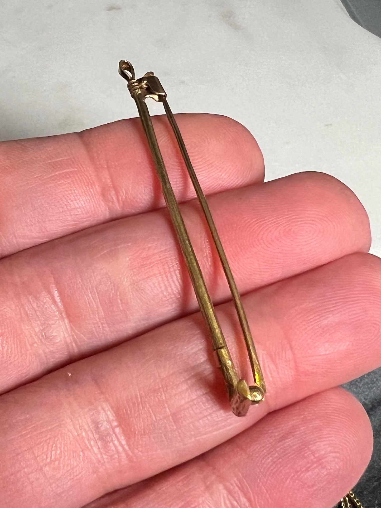 14KT Gold Horse Whip Pendant Pin